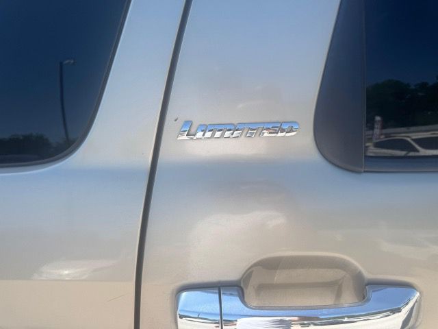 2008 Toyota Sequoia Image 5