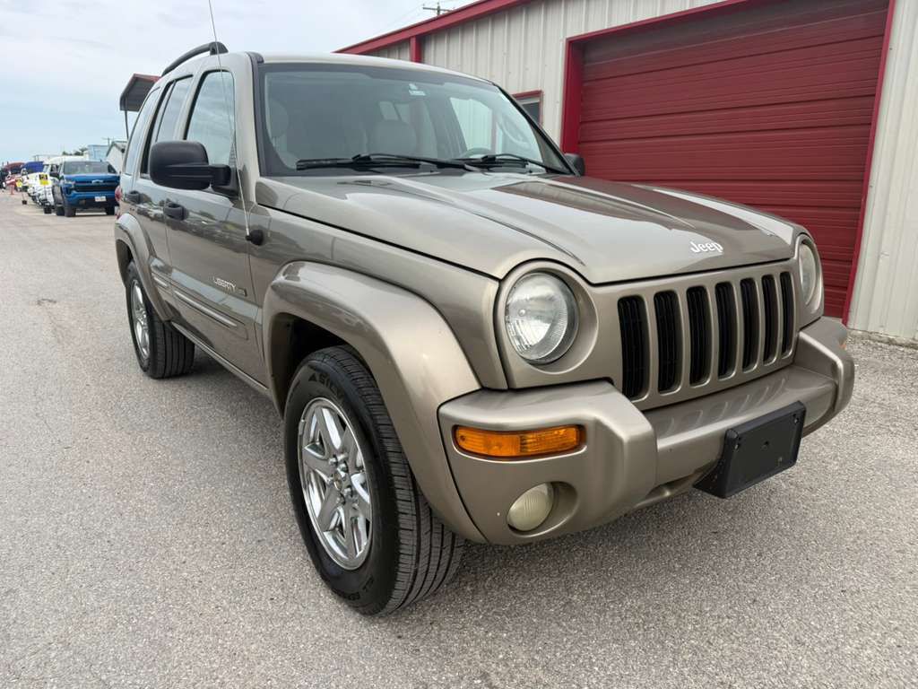2003 Jeep Liberty Image 2
