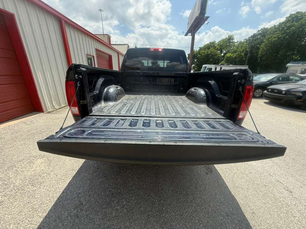 2018 RAM 1500 Image 17
