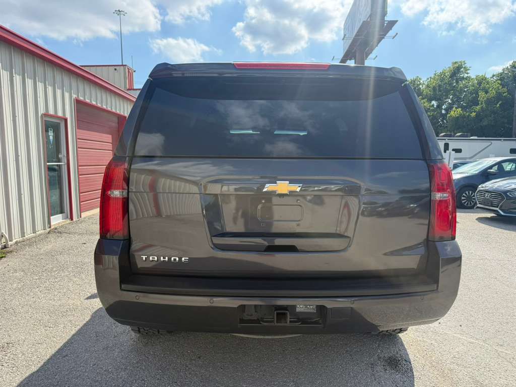 2017 Chevrolet Tahoe Image 5