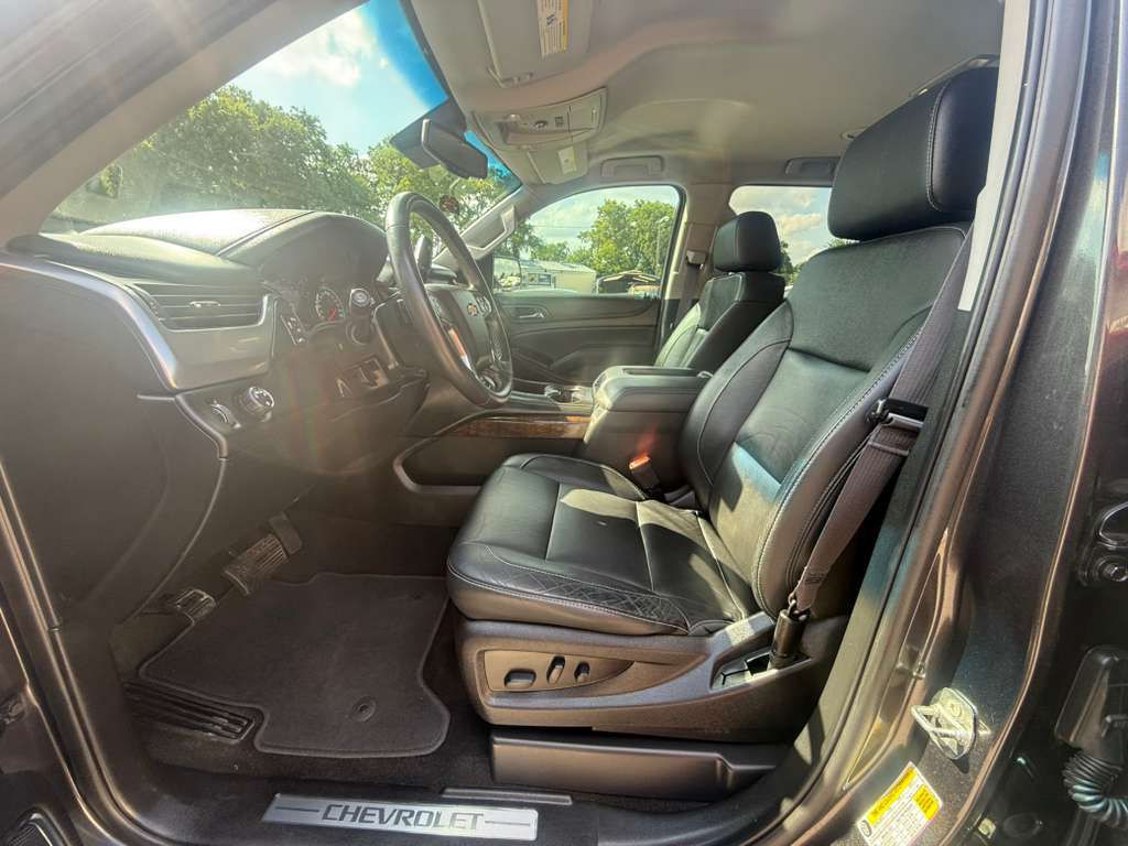 2017 Chevrolet Tahoe Image 12