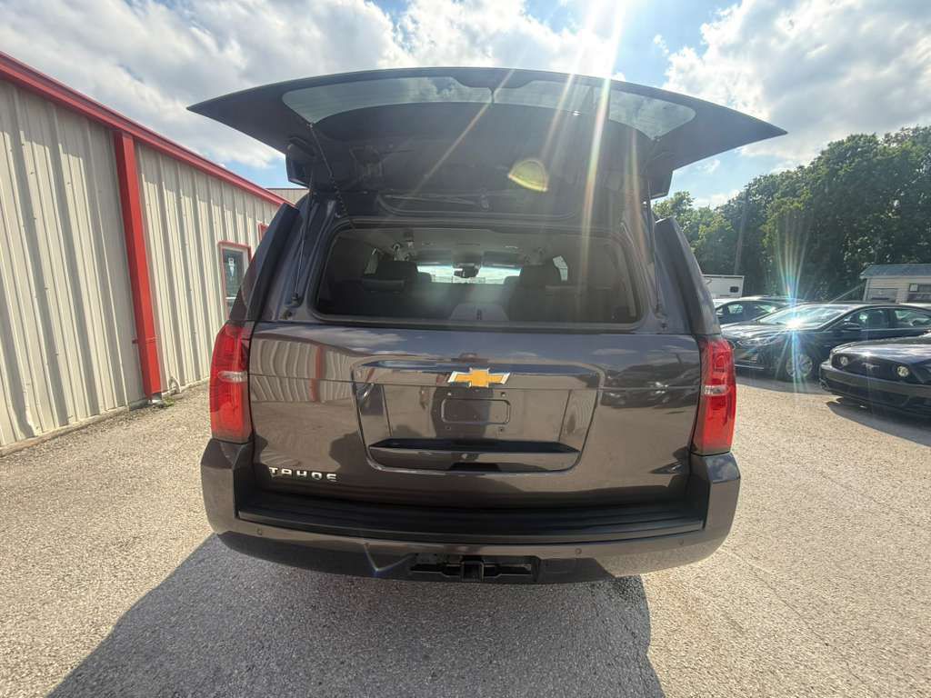 2017 Chevrolet Tahoe Image 21