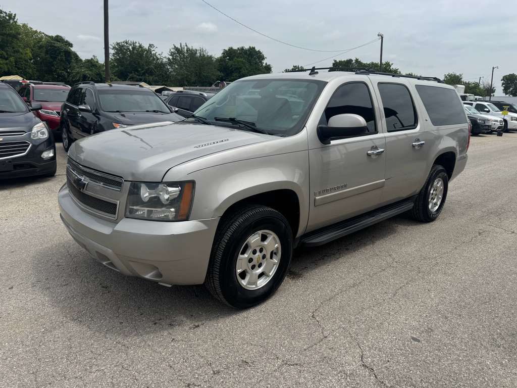 2009 Chevrolet Suburban Image 3