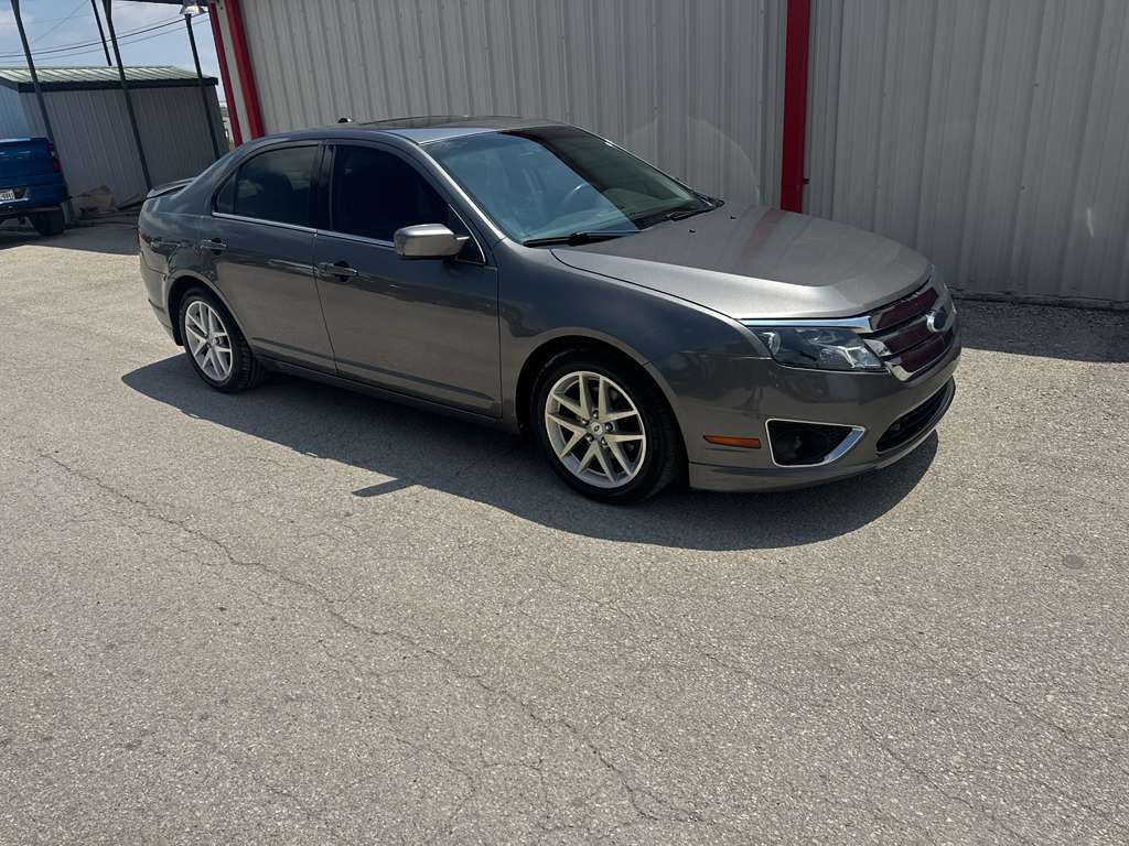 2010 Ford Fusion Image 3