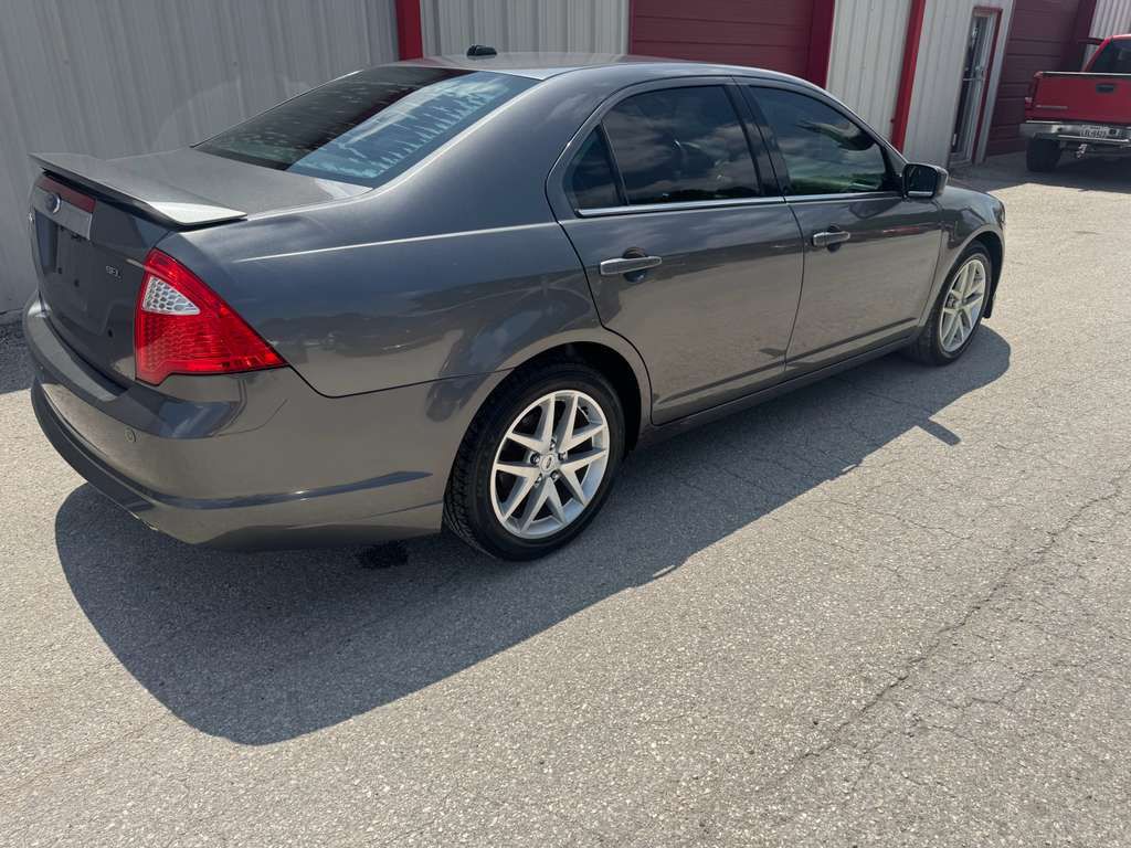 2010 Ford Fusion Image 6