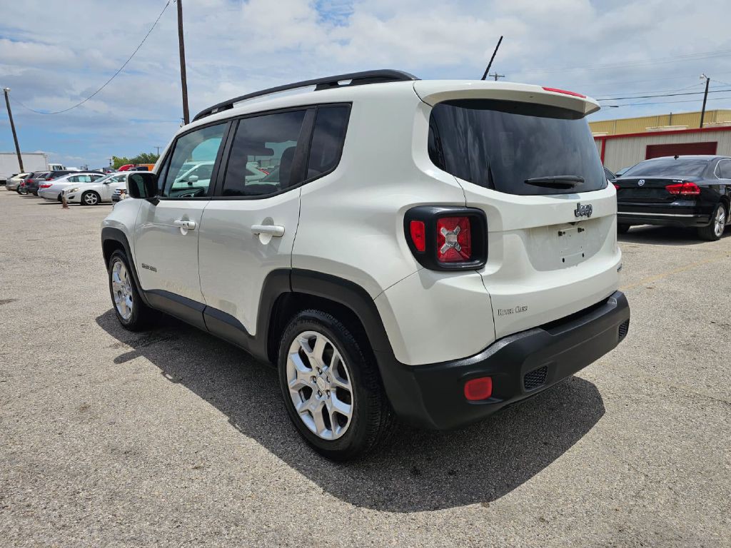 2015 Jeep Renegade Image 5