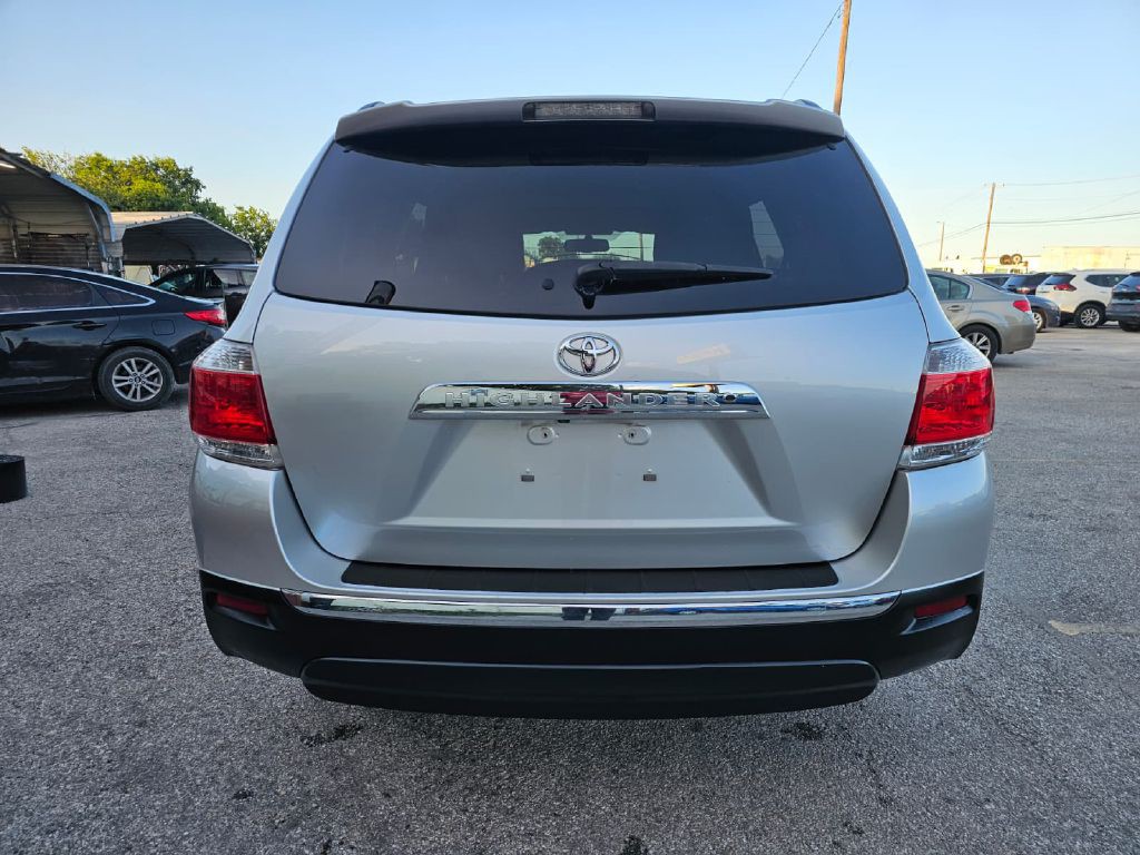 2013 Toyota Highlander Image 5