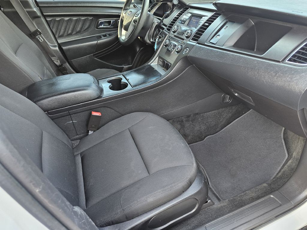 2015 Ford Taurus Image 14