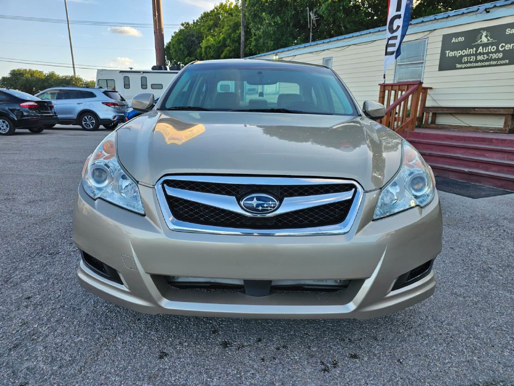 2010 Subaru Legacy Image 1