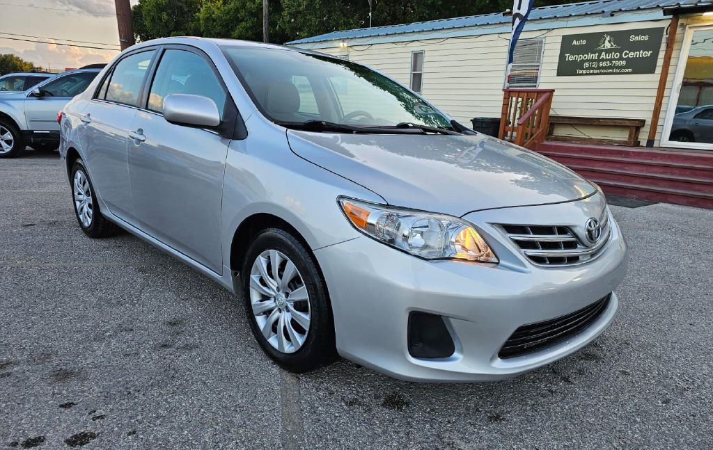 2013 Toyota Corolla Image 5