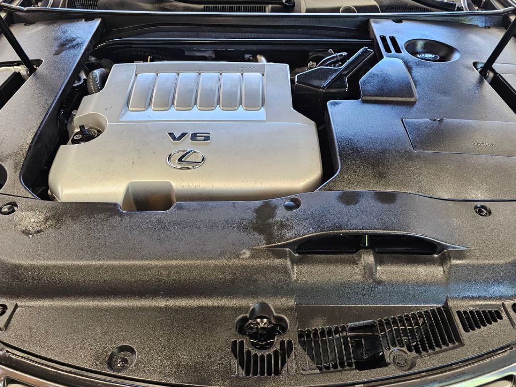 2011 Lexus ES Image 21