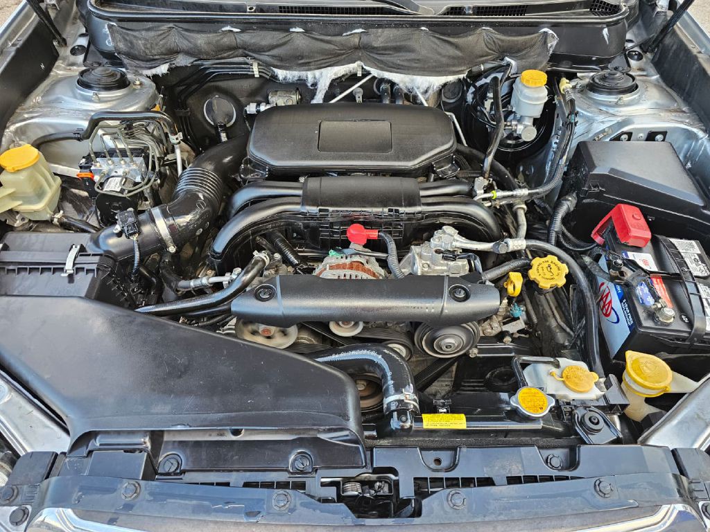 2012 Subaru Outback Image 16