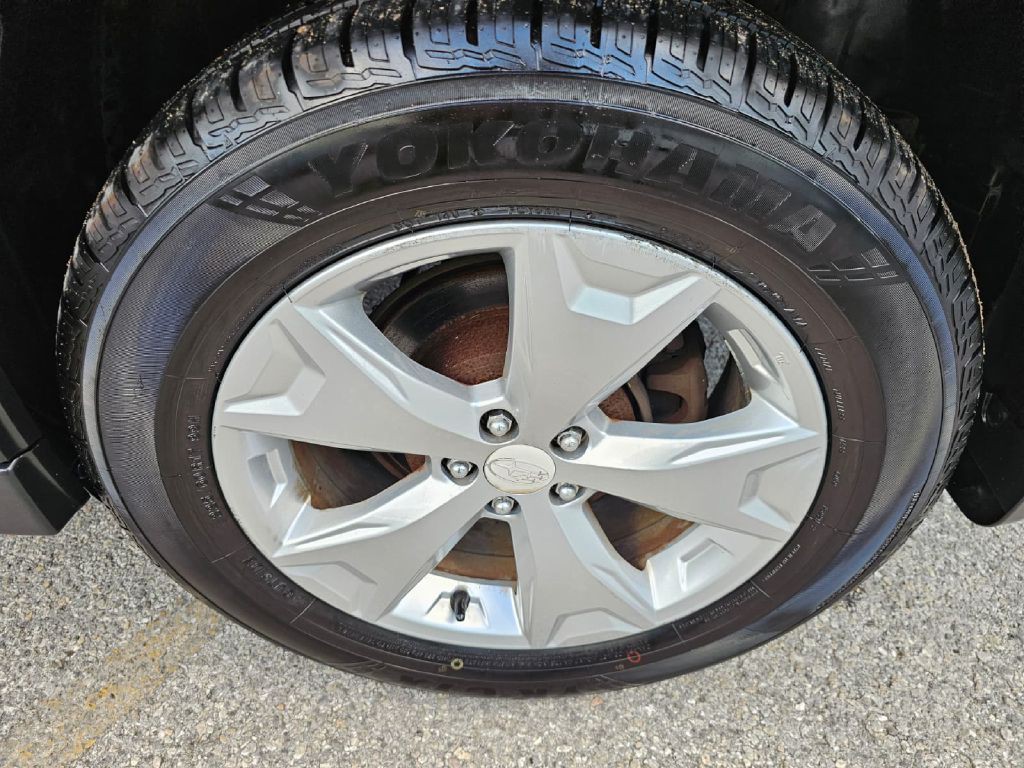 2012 Subaru Outback Image 17