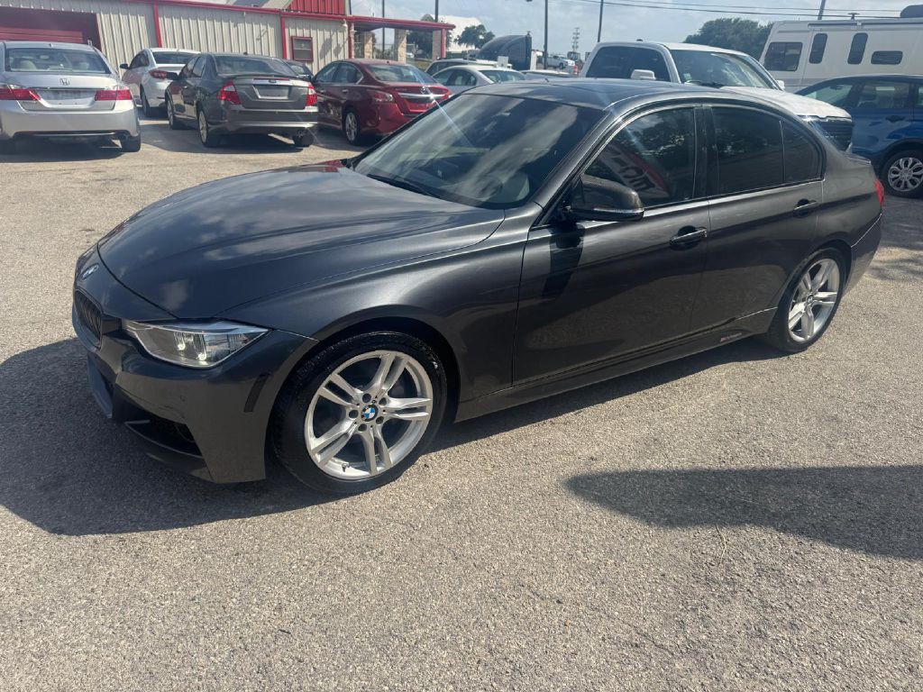 2015 BMW 3 Series Image 3