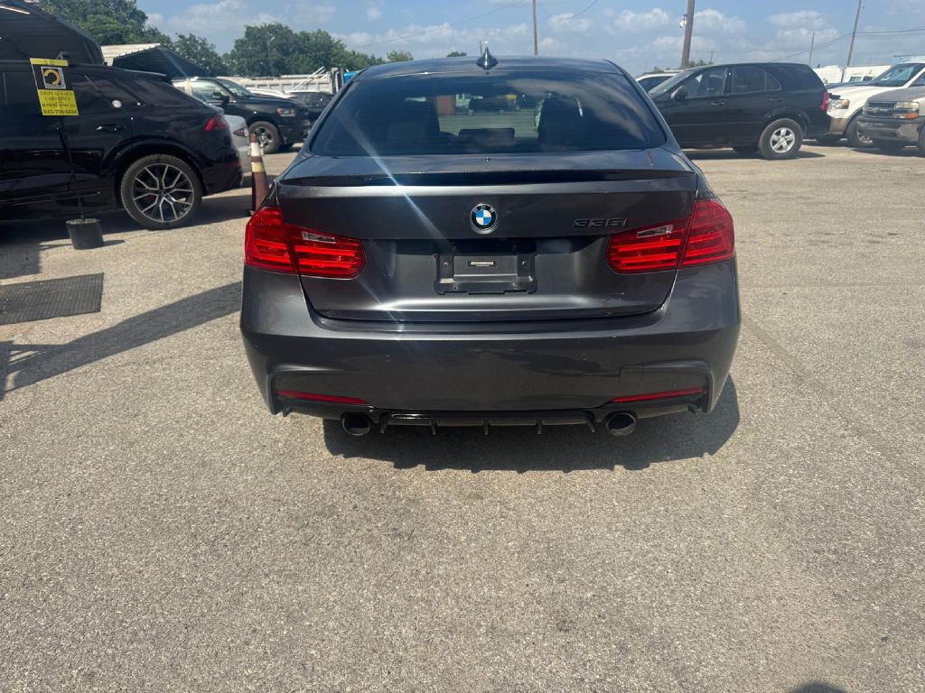 2015 BMW 3 Series Image 5