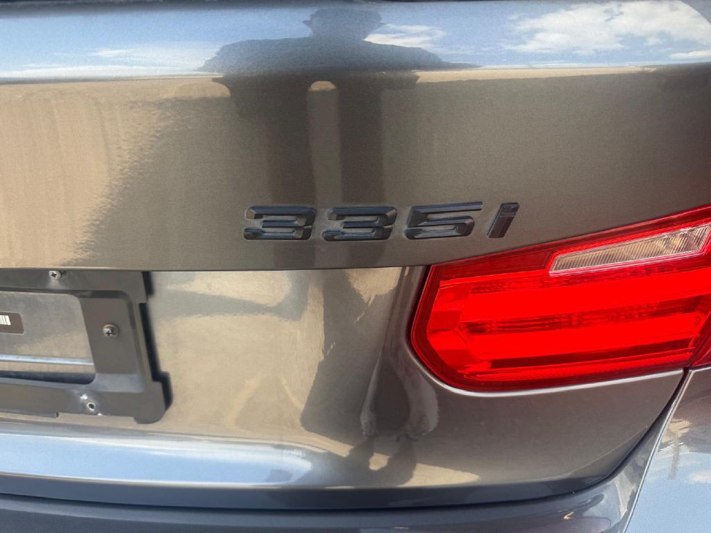 2015 BMW 3 Series Image 7