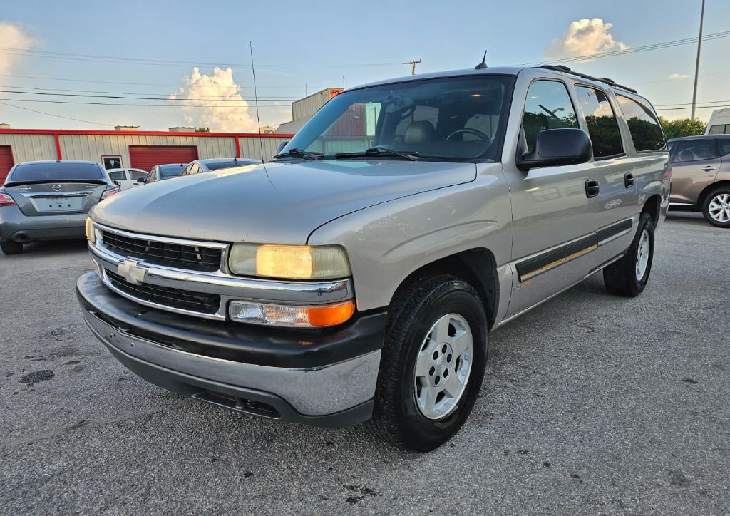 2005 Chevrolet Suburban Image 4