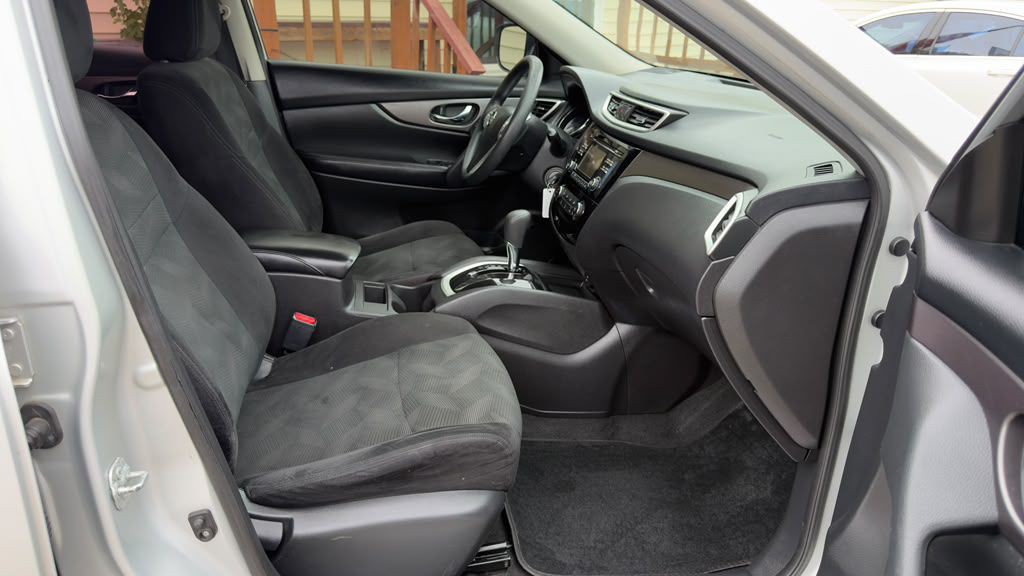2016 Nissan Rogue Image 12