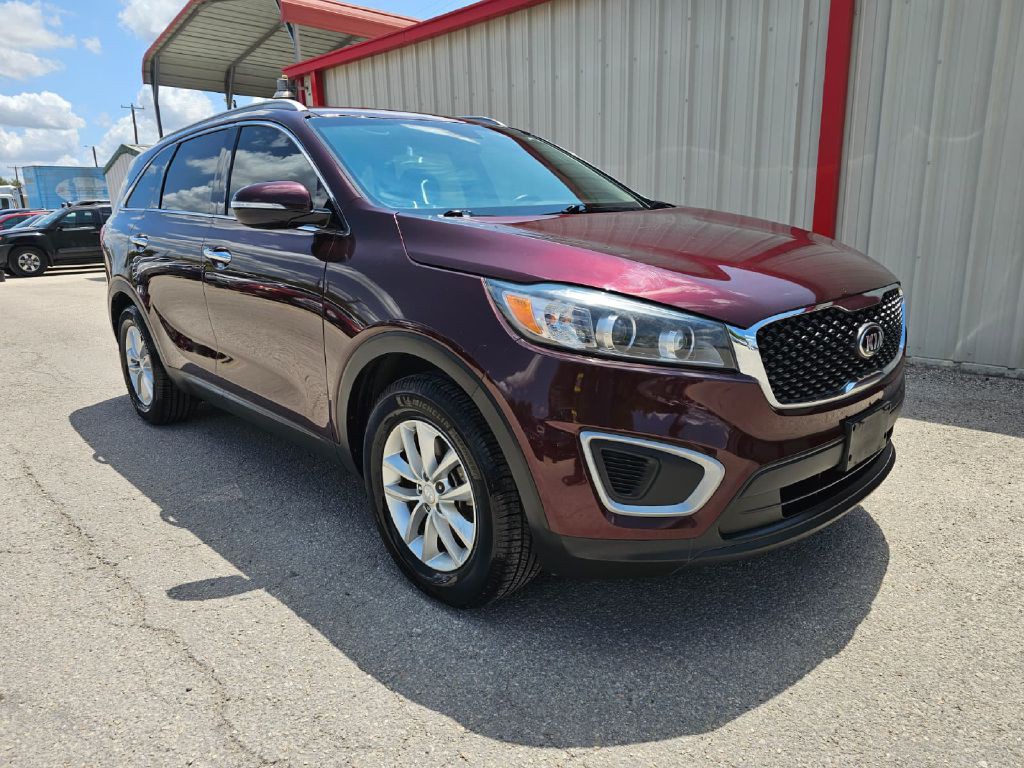 2018 Kia Sorento Image 2