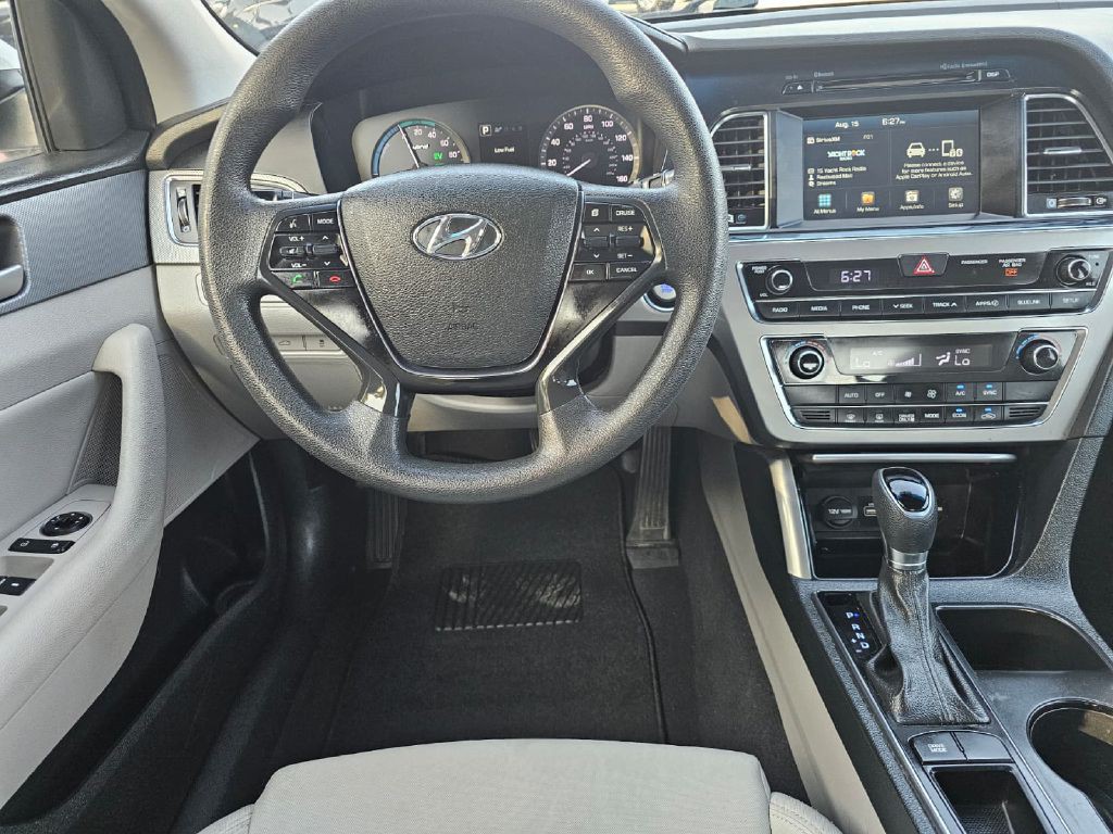 2017 Hyundai Sonata Image 7