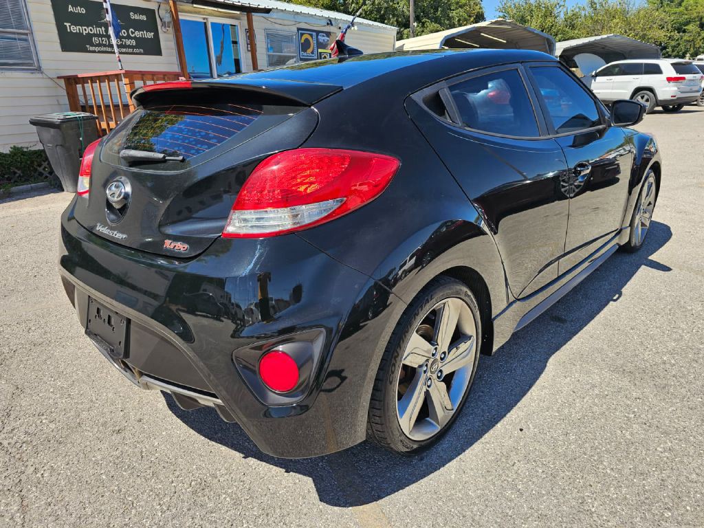 2014 Hyundai Veloster Image 5