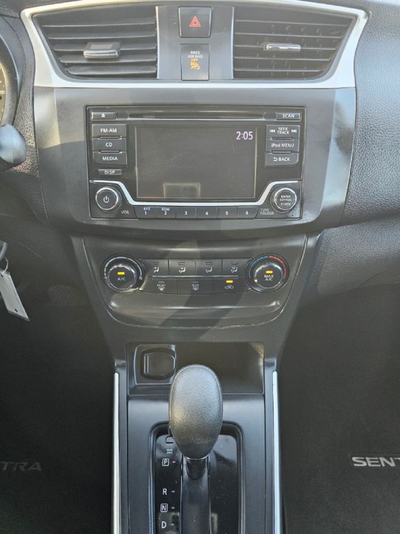 2018 Nissan Sentra Image 8