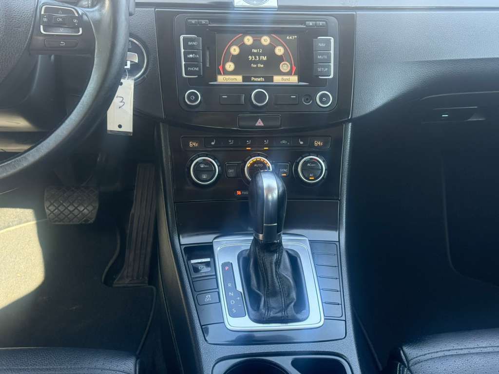 2013 Volkswagen CC Image 16