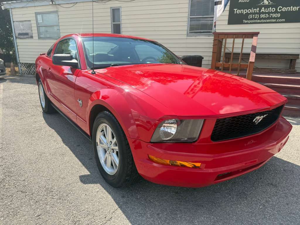 2009 Ford Mustang Image 2