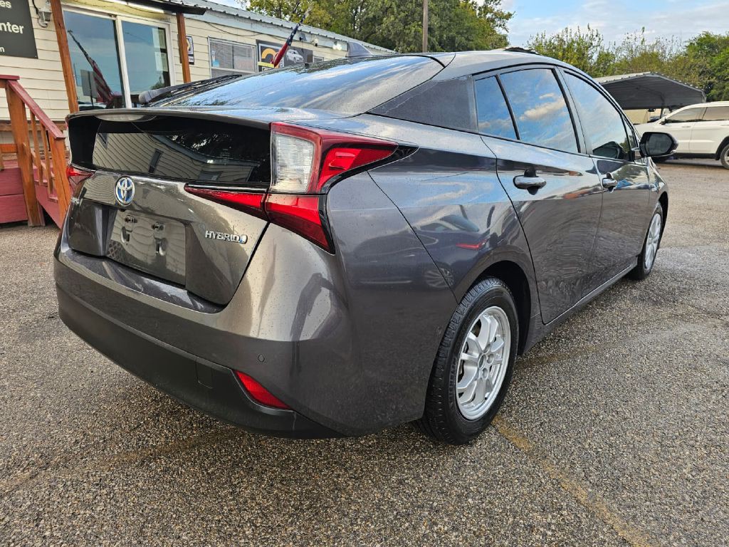 2019 Toyota Prius Image 4
