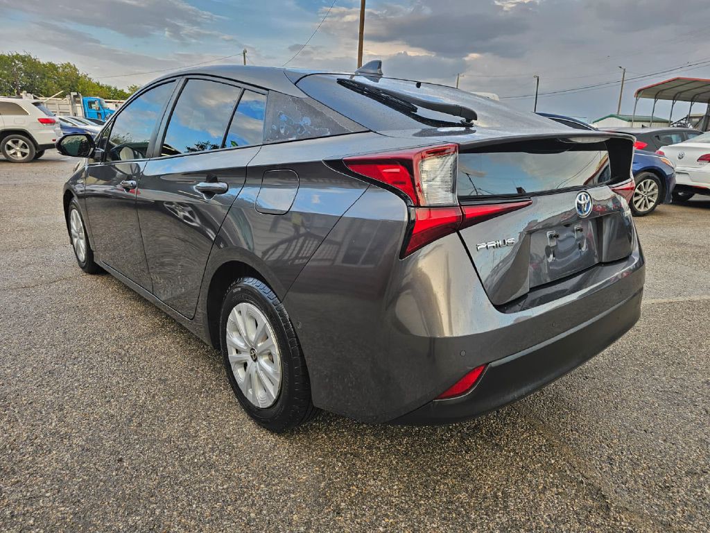 2019 Toyota Prius Image 6