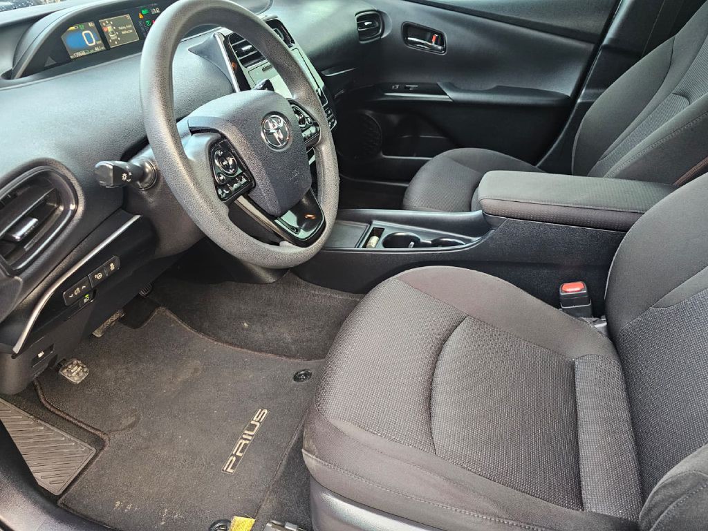2019 Toyota Prius Image 9