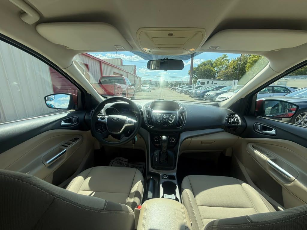 2015 Ford Escape Image 12