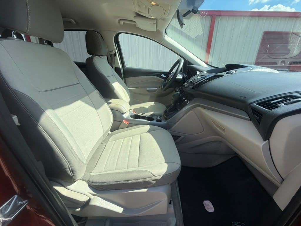2015 Ford Escape Image 14