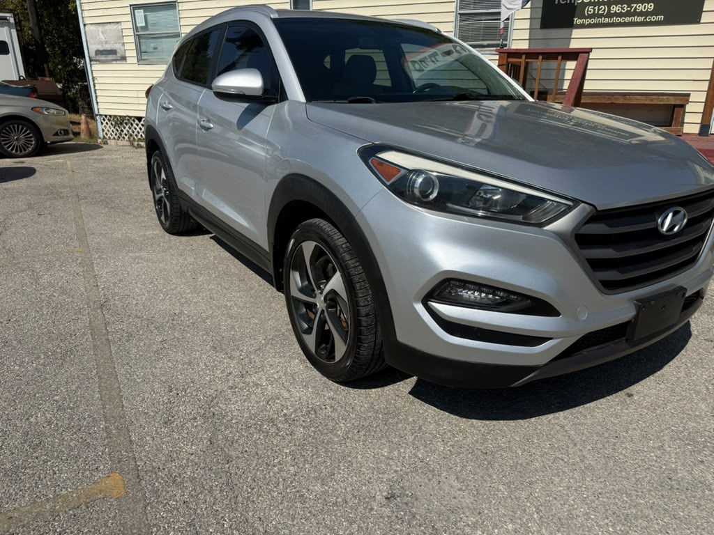 2016 Hyundai Tucson Image 2