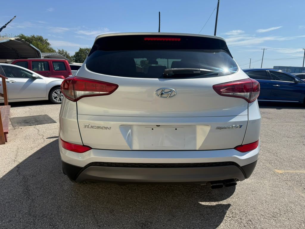 2016 Hyundai Tucson Image 4