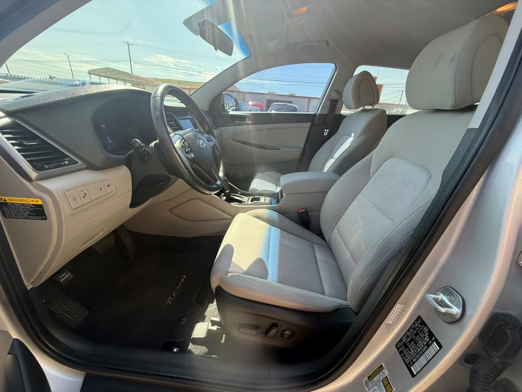 2016 Hyundai Tucson Image 11