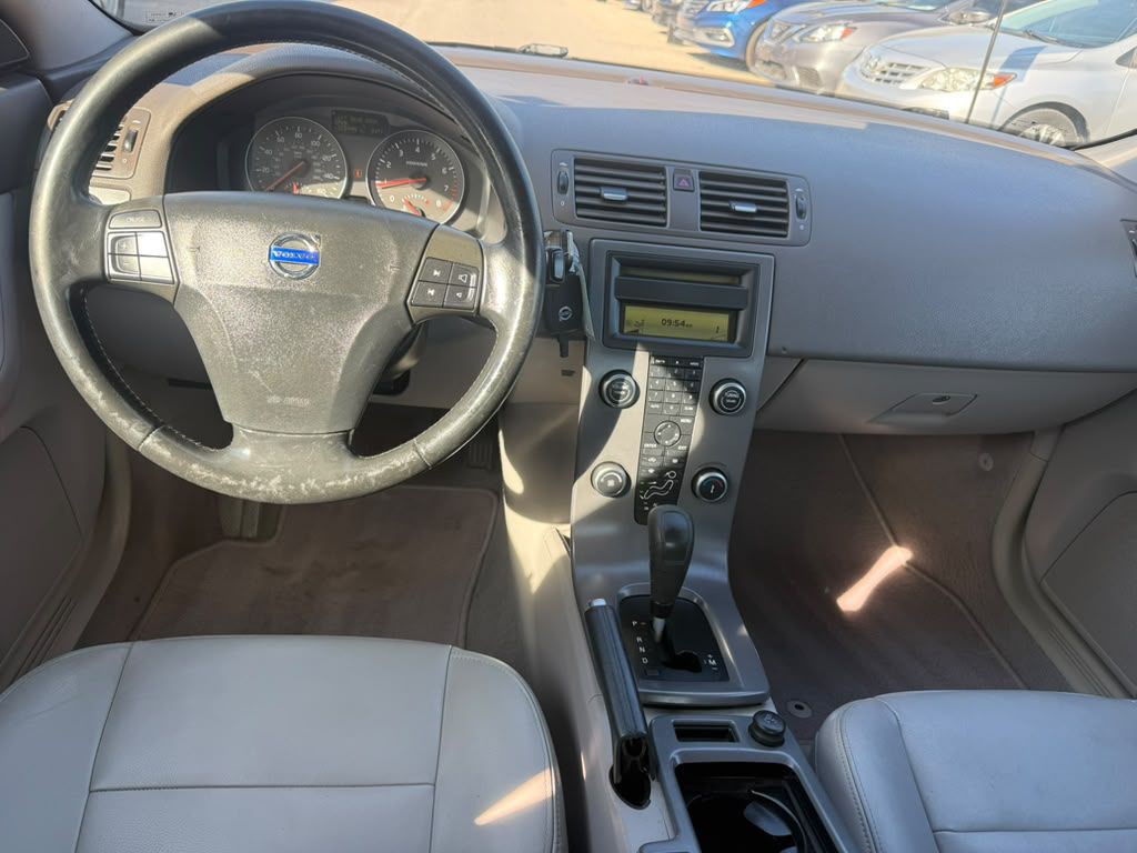 2008 Volvo S40 Image 9