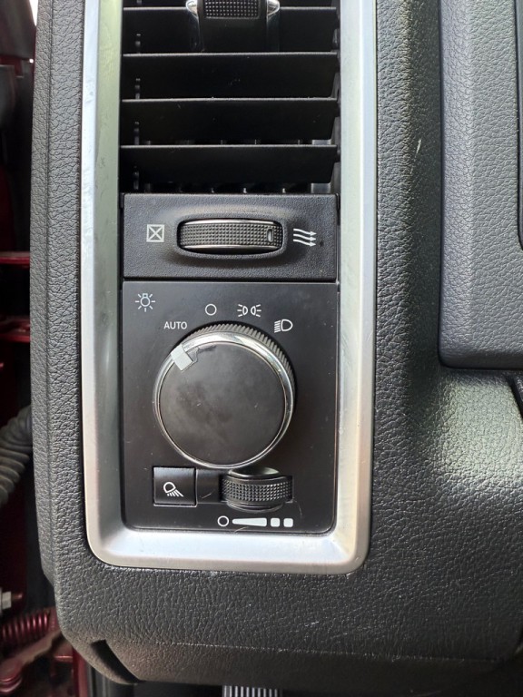 2017 RAM 1500 Image 10