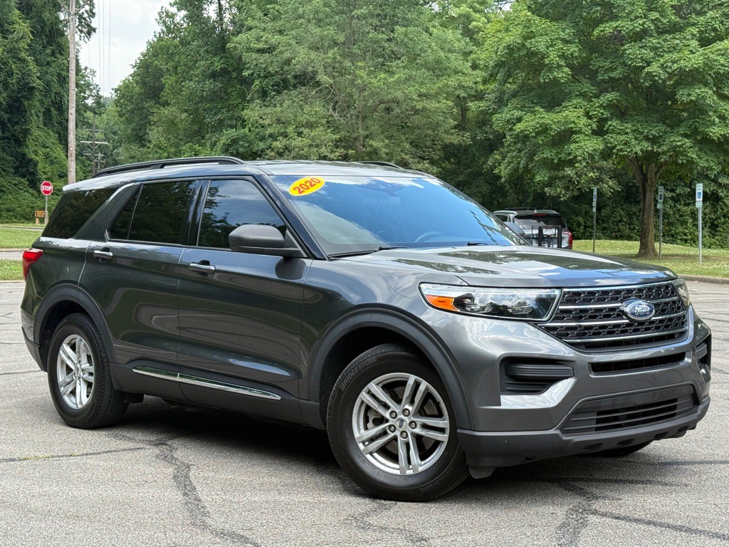 2020 Ford Explorer Image 2