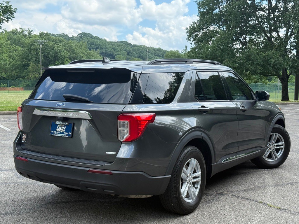 2020 Ford Explorer Image 3