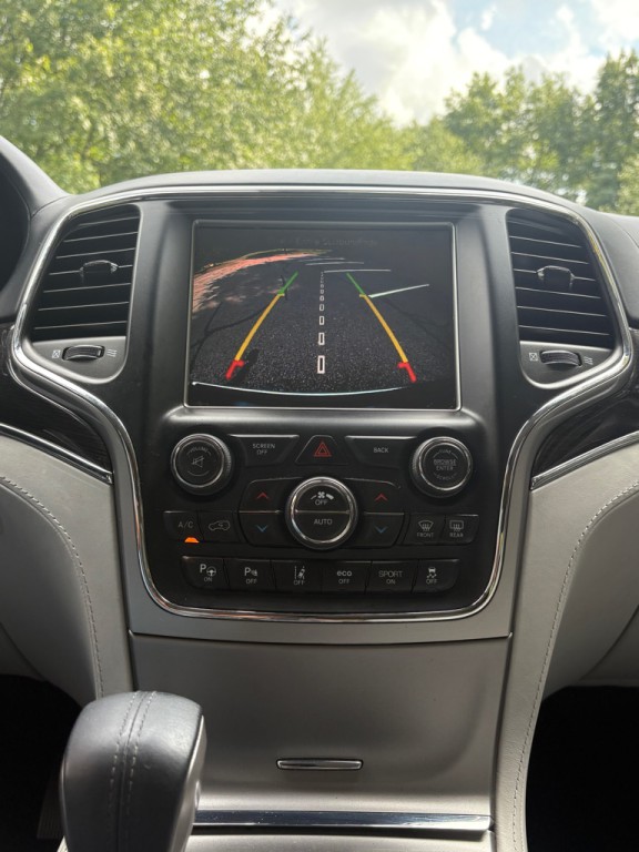 2017 Jeep Grand Cherokee Image 7