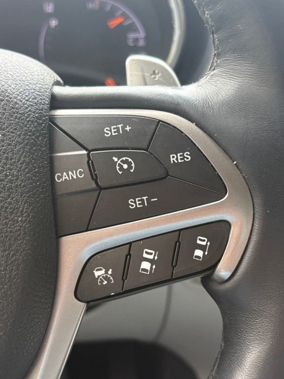 2017 Jeep Grand Cherokee Image 10