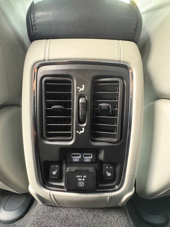 2017 Jeep Grand Cherokee Image 17