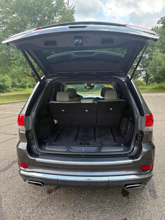 2017 Jeep Grand Cherokee Image 18