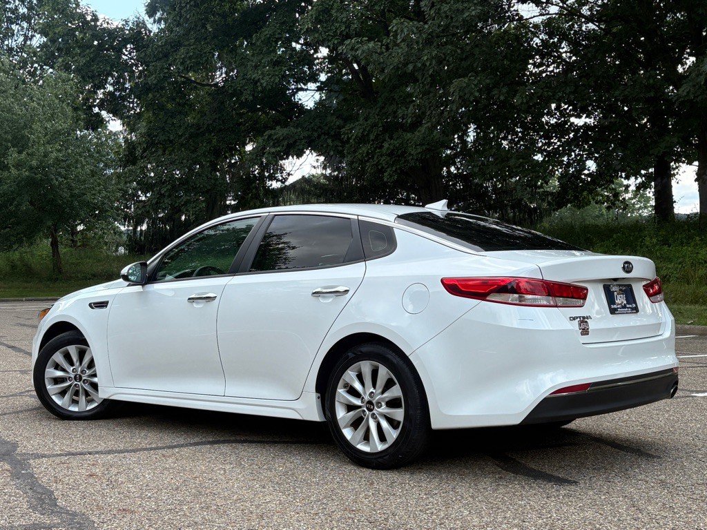 2016 Kia Optima Image 4