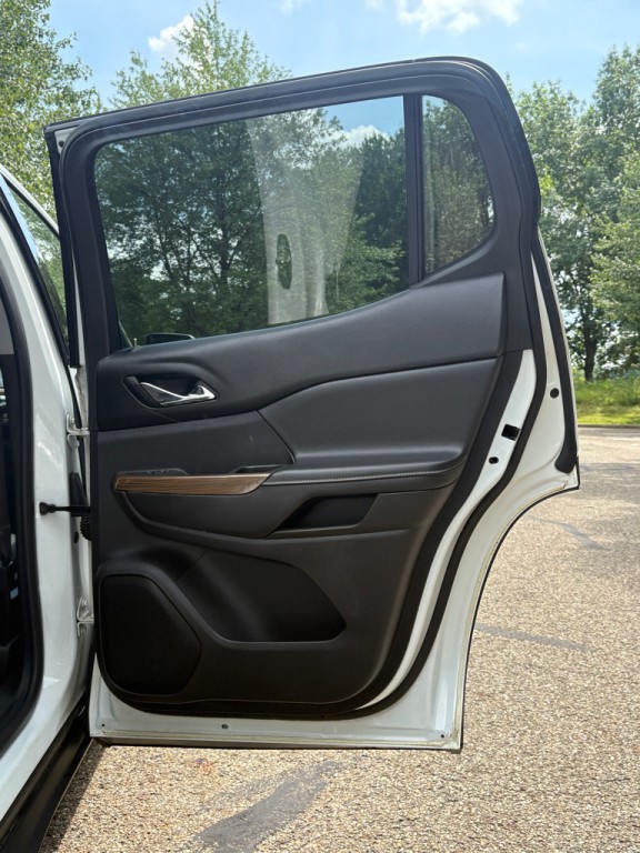 2018 GMC Acadia Image 21