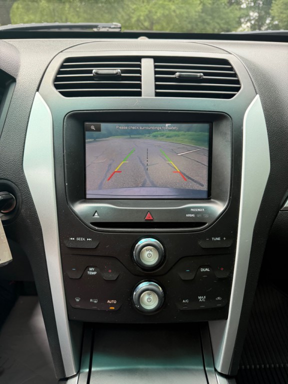 2015 Ford Explorer Image 10