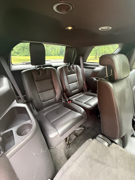 2015 Ford Explorer Image 22