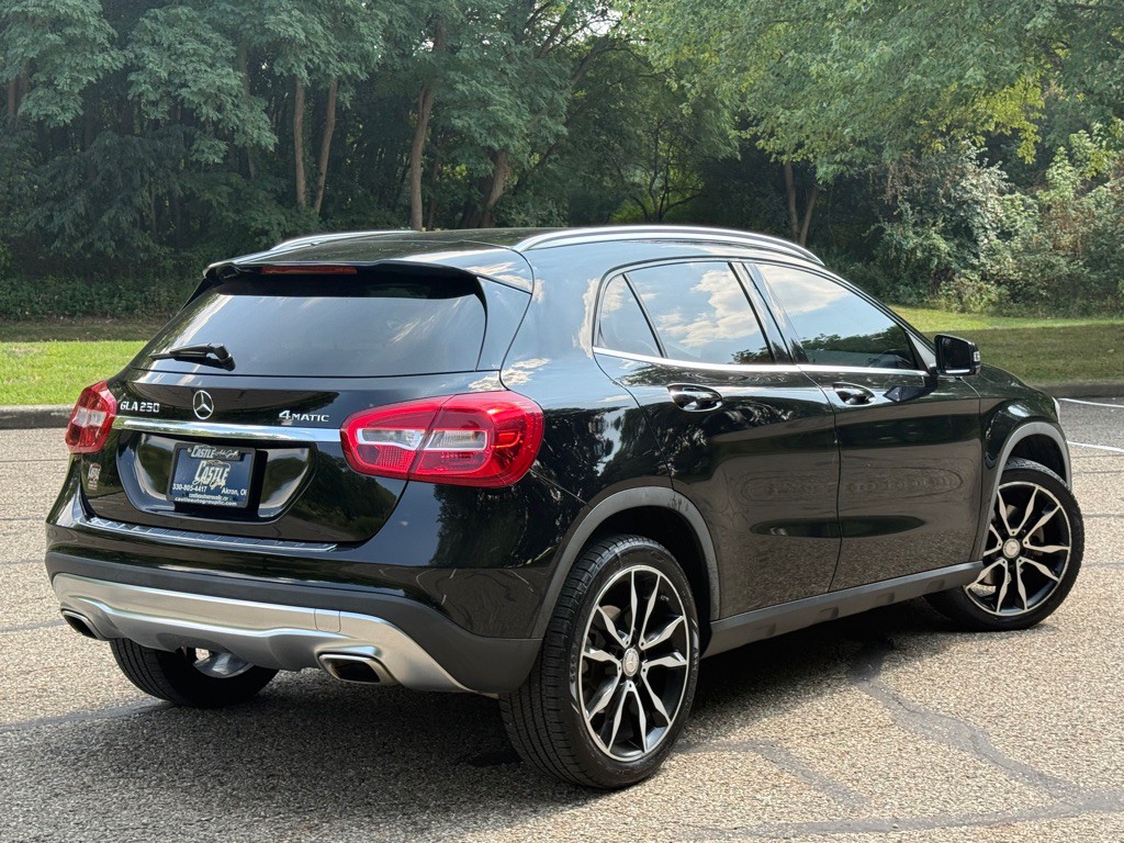 2016 Mercedes-Benz GLA-Class Image 3