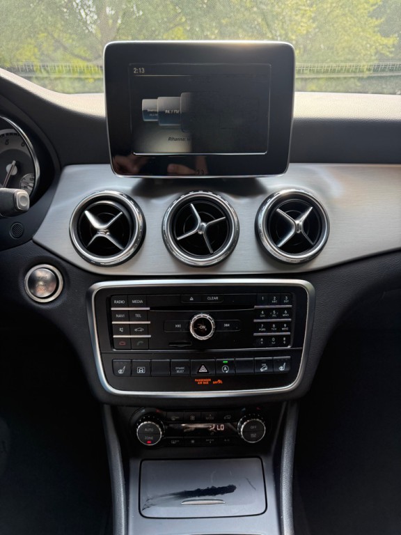 2016 Mercedes-Benz GLA-Class Image 8